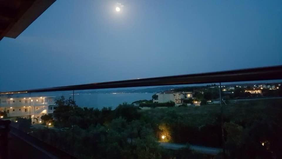 Villa Evita , Penthouse, 53M2 ,Athytos 450M From The Beach Афітос Екстер'єр фото